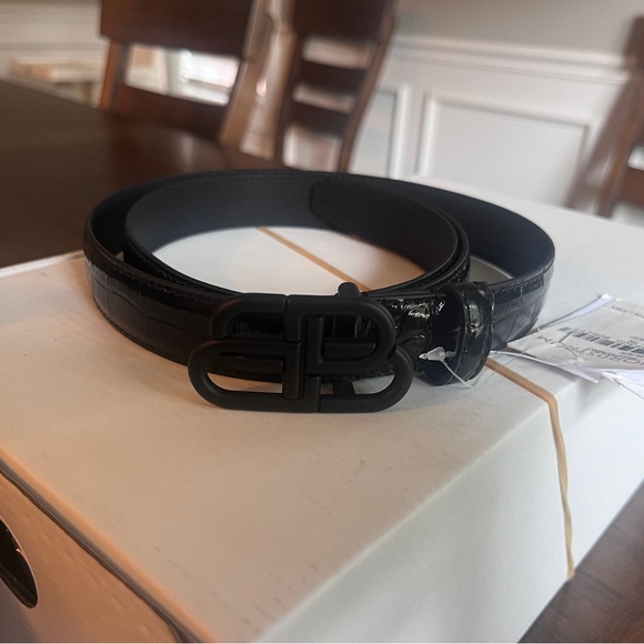 NWT Balenciaga bb logo buckle croc embossed patent leather belt size 95 - Picture 1 of 5